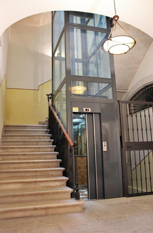 Dimora De Brado Bed & Breakfast Trani Exterior foto