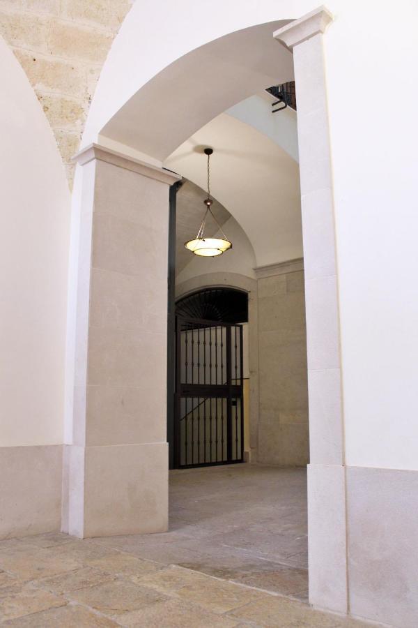 Dimora De Brado Bed & Breakfast Trani Exterior foto